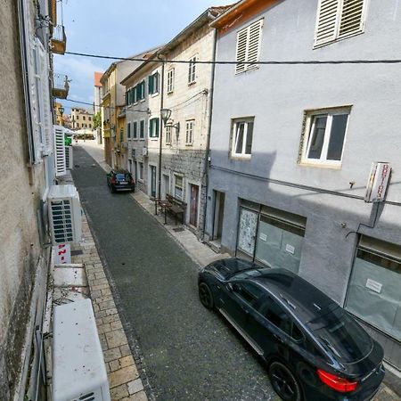 Apartment Cecilija Sinj Εξωτερικό φωτογραφία